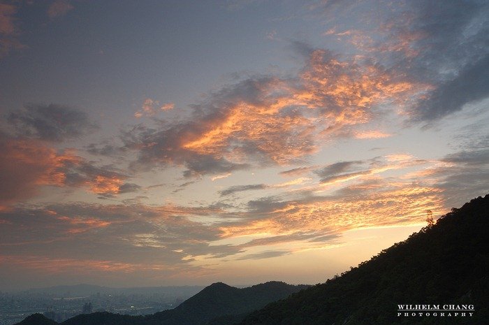 天秤颱風 火燒雲 碧山巖