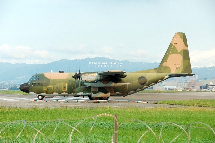 中華民國空軍 Lockheed Martin C-130H Hercules 濱江街