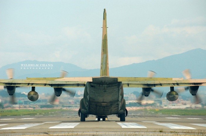 中華民國空軍 Lockheed Martin C-130H Hercules 濱江街