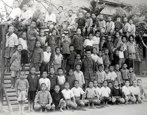 1964年員工旅遊照/老照片