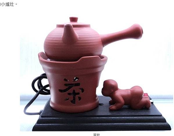 茶灶/廚行、茶行都以灶神為祖師爺和行業保護神。每逢灶君灶神誕