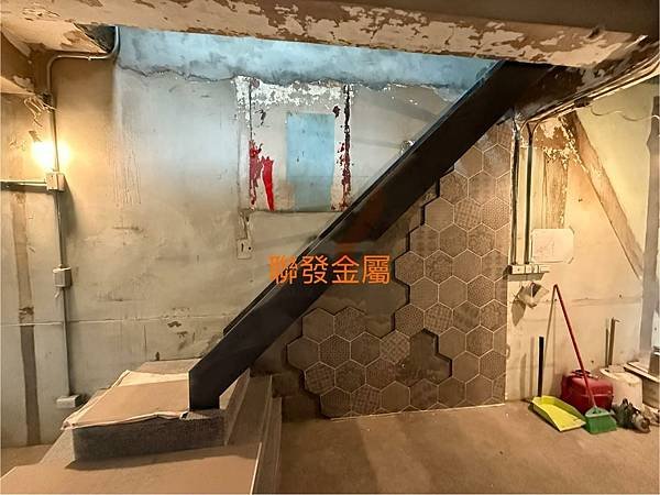 三重鐵製樓梯扶手欄杆@聯發金屬