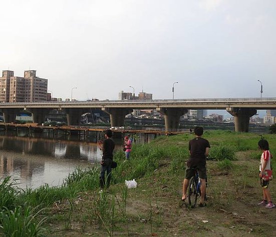 1030601新月橋新海溼地騎車10a.jpg