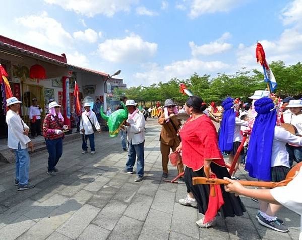 台南西港東竹林保安宮牛犁歌陣-供奉「黃牛祖師」是國定民俗「西