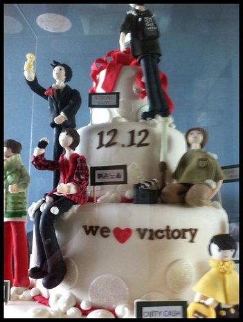 Seungri 20th birthdayday cake