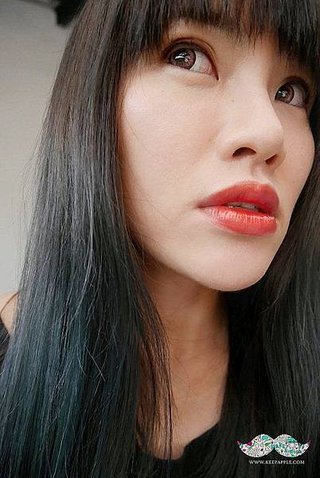 18006716990_dec127d420_c.jpg