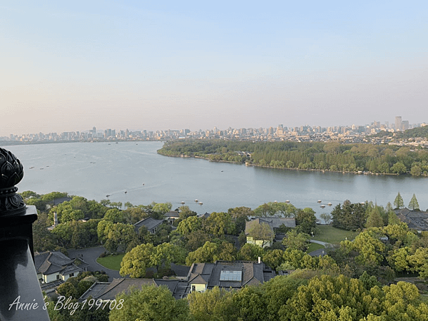 西湖風景區雷峰塔.png