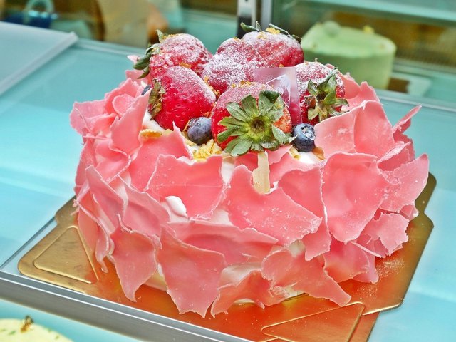 三牧田麵包專門店-草莓季開跑啦，一系列草莓麵包通通銅板價，每