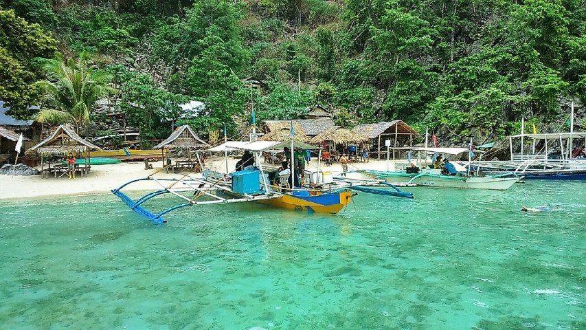 Coron02.jpg