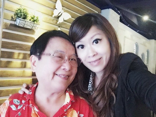 慶祝玉書銘傳博士論文通過 (1)