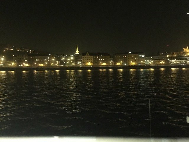 S__5021713夜遊藍色多瑙河，超級浪漫