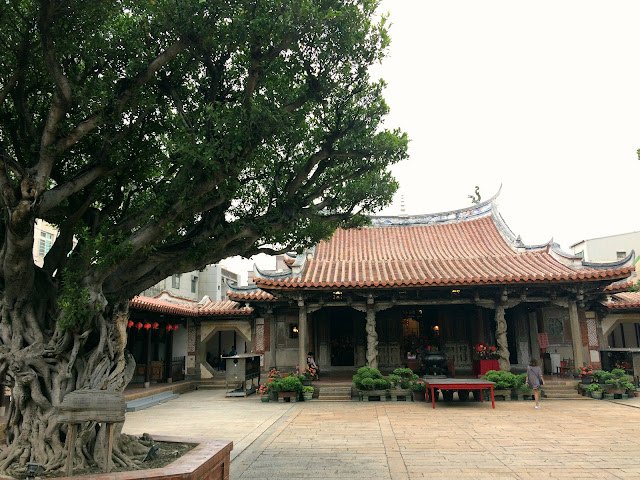 鹿港龍山寺拜殿