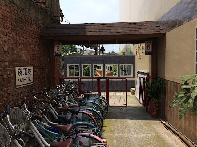 福井食堂-停車場