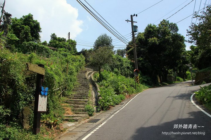 湖底路