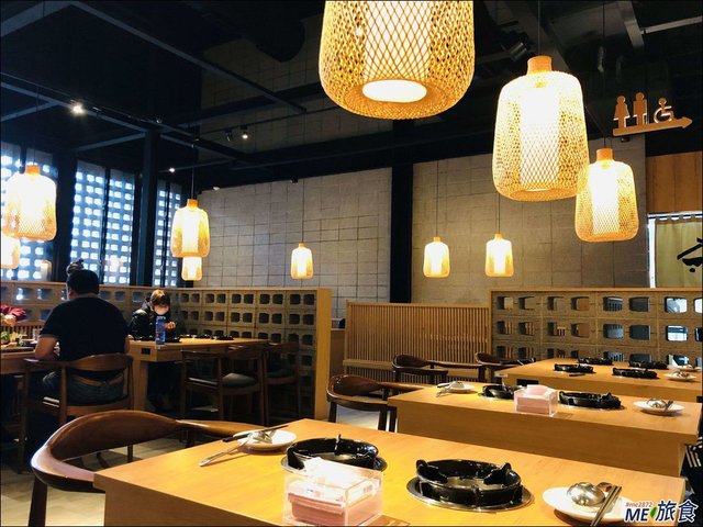 高雄美食│輕井澤二代店拾七石頭火鍋 新崛江超人氣火鍋