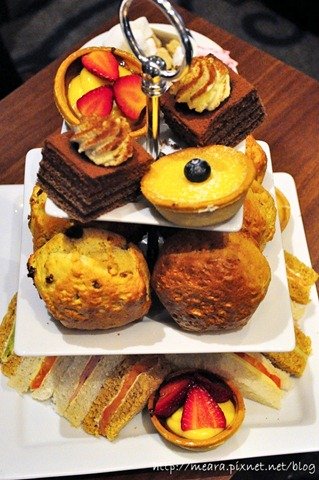 Afternoon tea Kensington Close Hotel