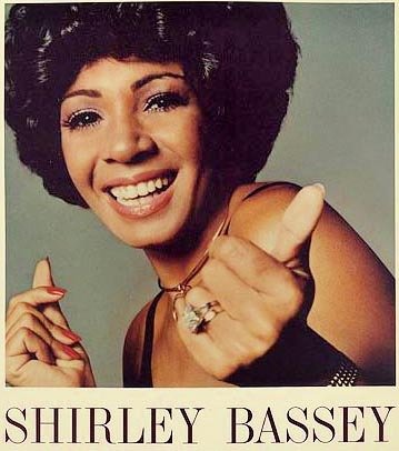 Shirley Bassey 莎麗·貝希 3.jpeg