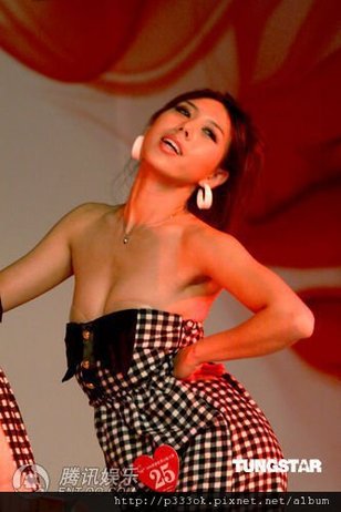 12088911_1.jpg