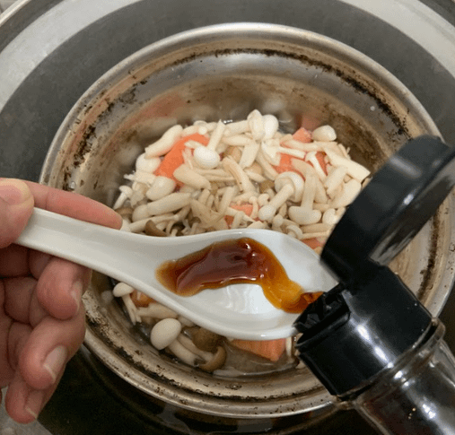 電鍋食譜-鮭魚蒸飯-鮭魚炊飯