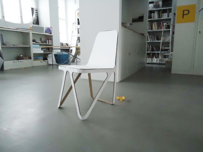 13_alchaircardboard3.jpg