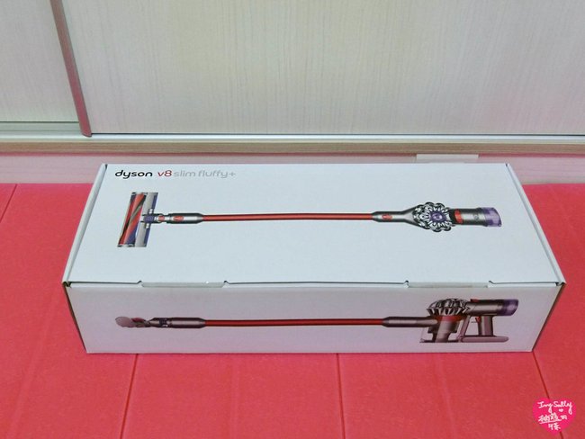 Dyson V8 Slim Fluffy+02.jpg