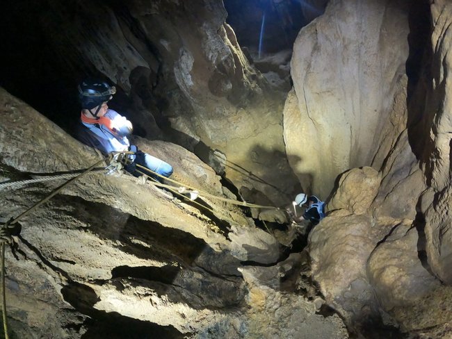 【砂勞越自助】姆魯國家公園：熱帶雨林Racer Cave 洞