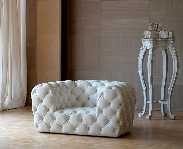 Baxter Chester Moon Armchair (1)