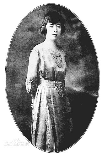 呂碧城1883年-1943年-女權運動先驅-安徽人-美艷有如