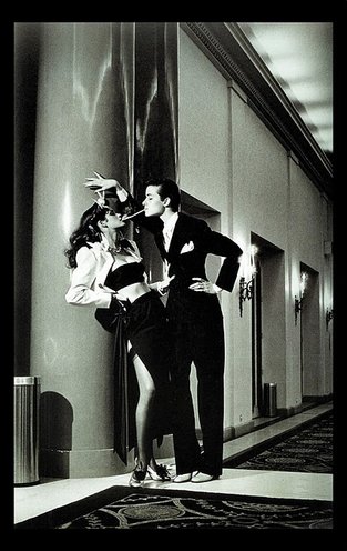 Helmut Newton_Yves Saint Laurent_Vogue79.jpg