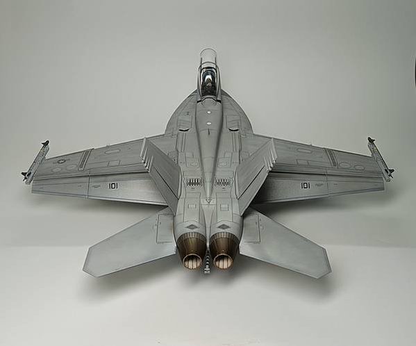 MENG 1/48 F/A-18F SUPER HORNET