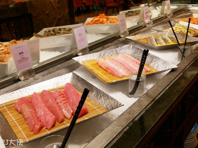 台中清新溫泉泡湯市區吃到飽自助餐廳