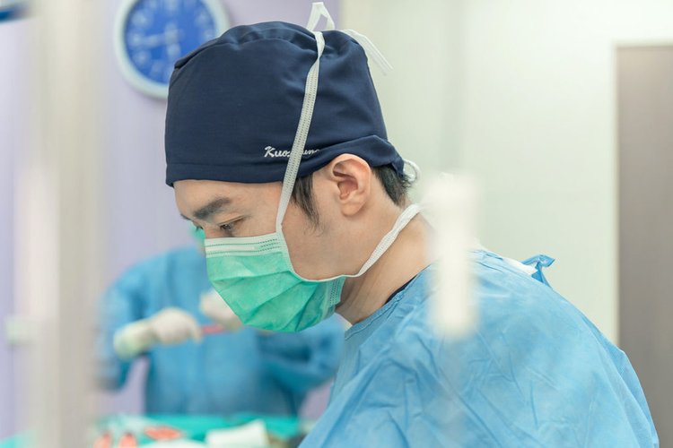 腹部環抽馬甲線渦漩抽脂抽脂手術風險抽脂價格06.jpg