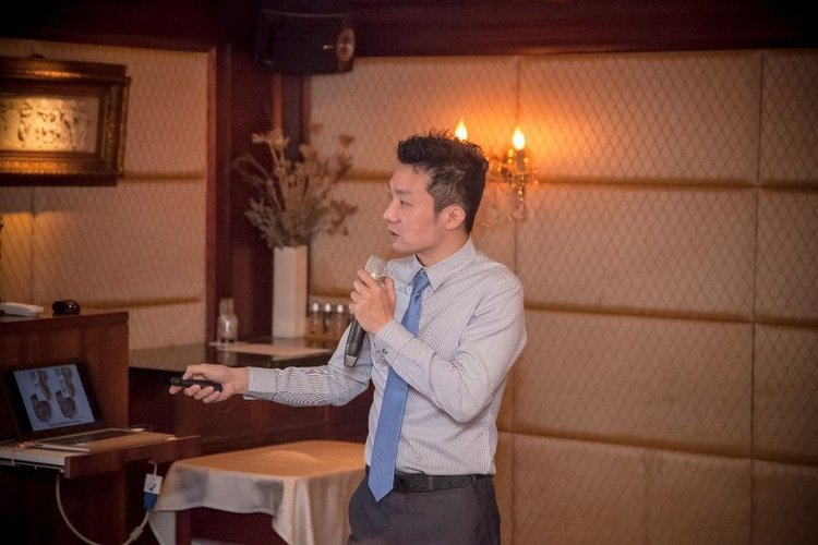 埋線拉提魚骨線講師郭弘義醫師光彩時尚診所東區醫美推薦台北埋線推薦.jpg