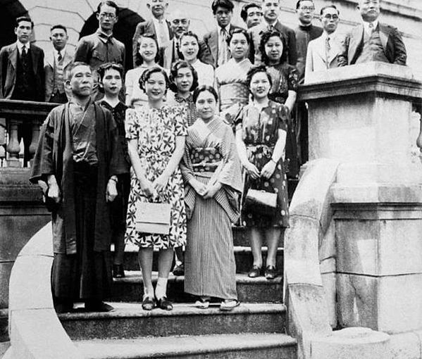 2018年新竹縣義民文化祭/1934年義民廟前有石馬及石燈籠