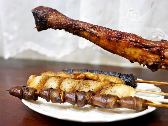 莊記烤肉-南投名間串燒，純木炭燒烤加上特色醬汁好入味