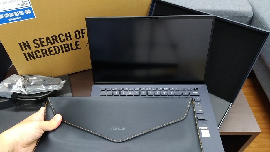 ASUS ExpertBook B9 B9400CEA-0171A1165G7 商務筆電開箱評價缺點,世界最輕薄,高效能,快速充電,軍規防護,鎂鋰合金,第11代intel i7處理器7