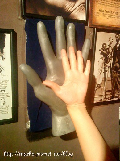 the biggest hand.jpg