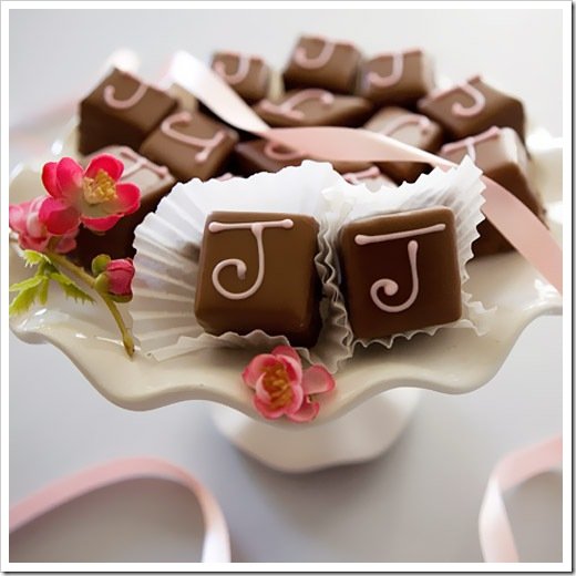 monogrammed-petit-fours-500