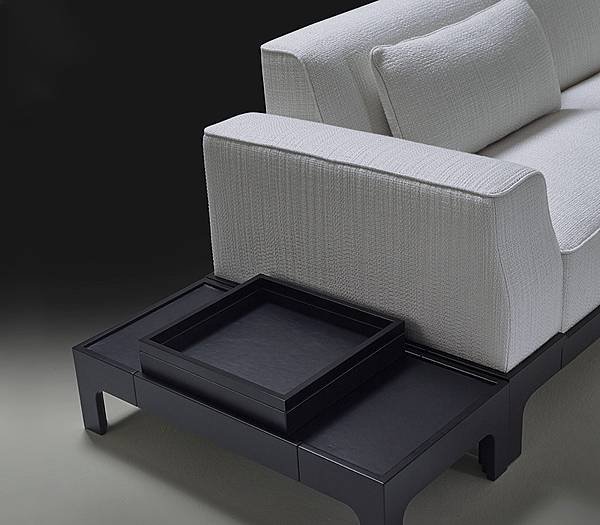 promemoria-pullman-sofa-d