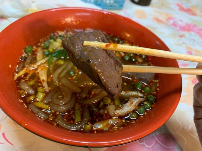 新埔市場 饞嘴貓 重慶酸辣粉 