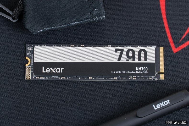 「開箱」Lexar NM790 4TB - 誰說便宜不能有速