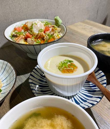 圩村生魚片丼飯專賣店_茶碗蒸