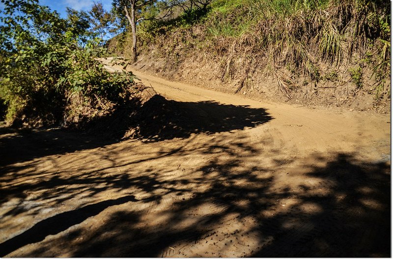 塔羅留山產道 1