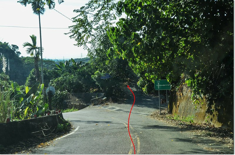 竹崎木柵寮山行車岔路