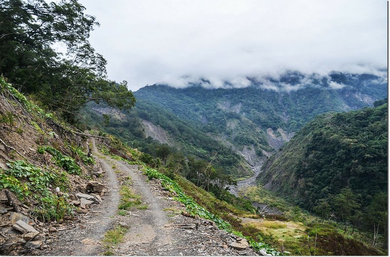 歐帕喀爾山登山土產道