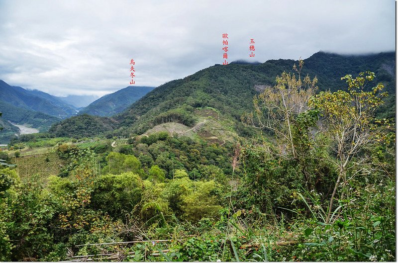 老勤和山頂東北望歐帕喀爾山 1-1