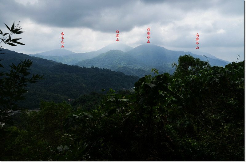 羌埔山產道東南眺白雲等山 1-1