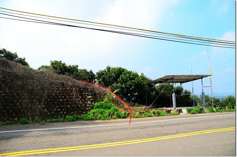 龍林厝西稜登山口