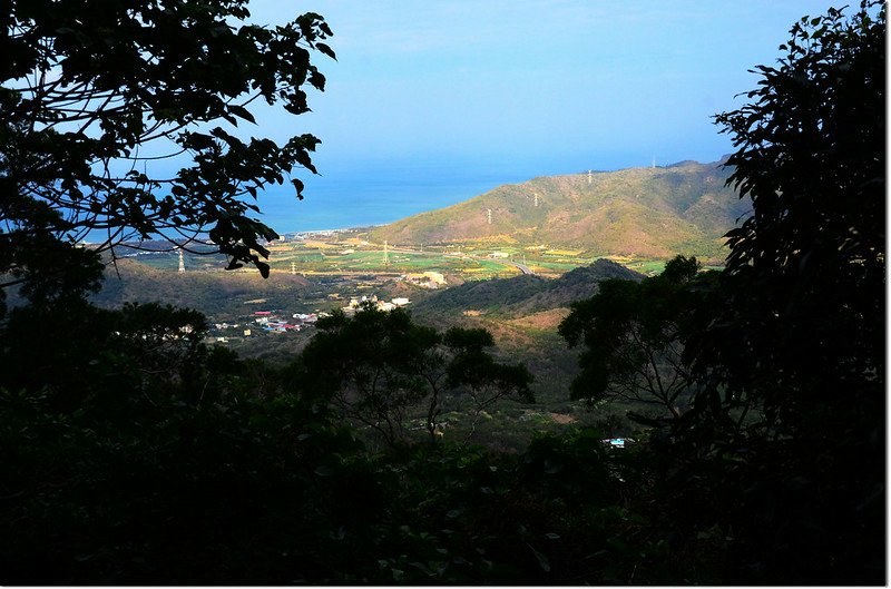 登北里龍山途中俯瞰西海岸 1