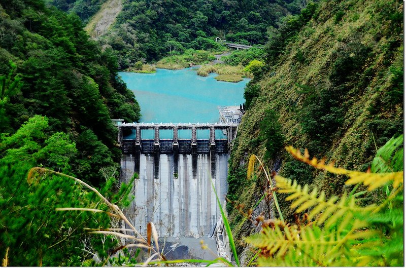 新武界山廢產道俯瞰武界壩 1